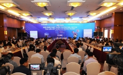 Hội thảo phát triển thương mại dịch vụ, tạo liên kết vùng cho doanh nghiệp